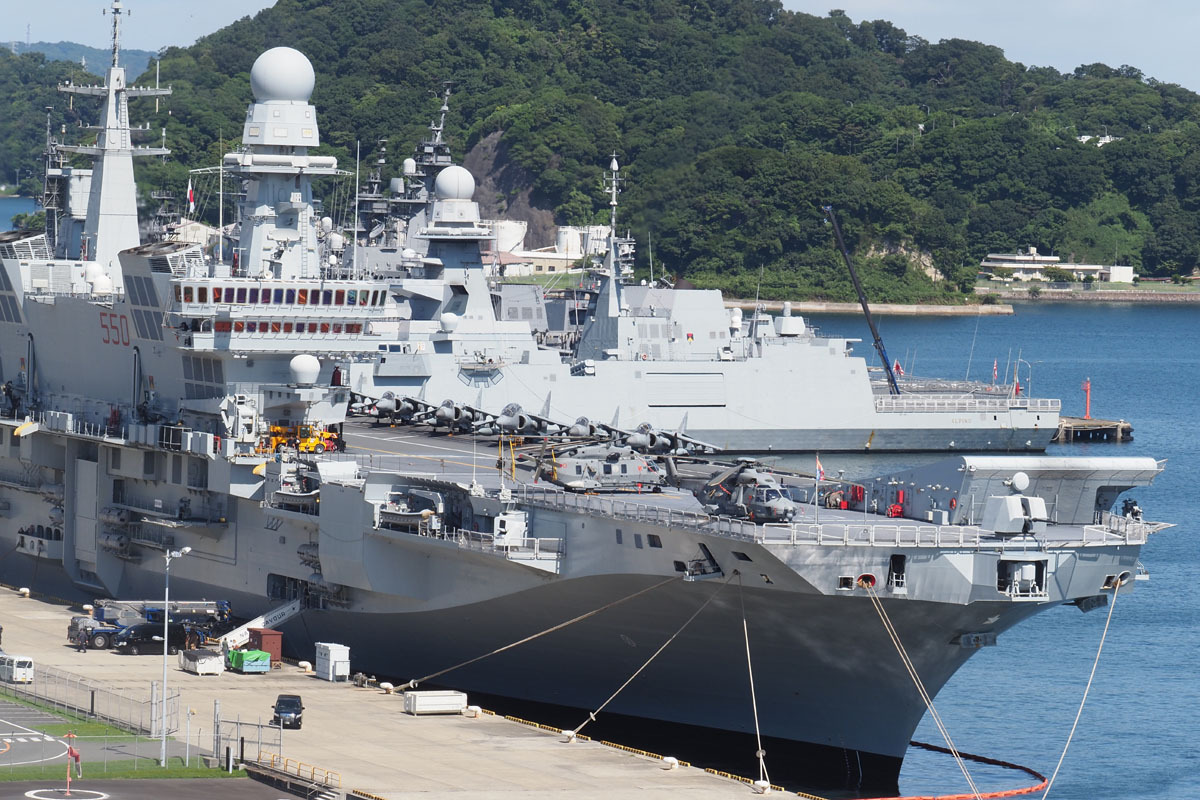 イタリア海軍の空母「カブール」が初寄港 日本と安保連携を強化
